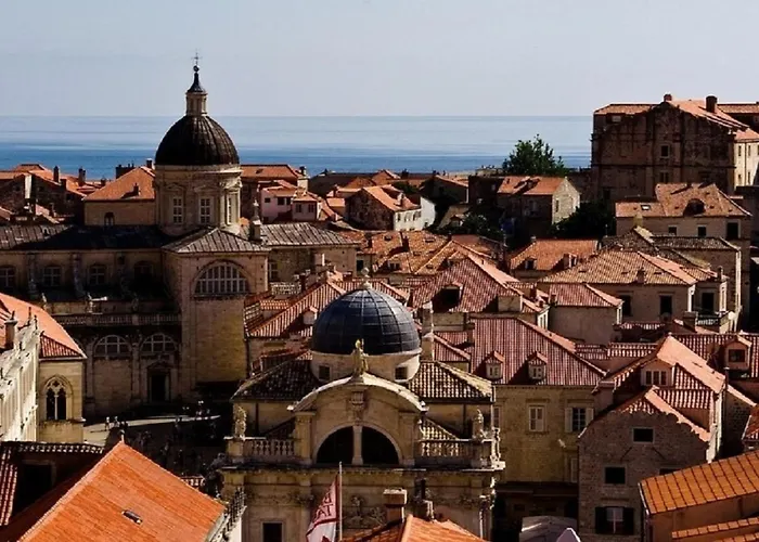 Soul Of The Old Town, Prijeko Street
